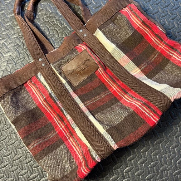 Abercrombie & Fitch Handbags - Abercrombie & Fitch Red and Brown Flannel Plaid Tote